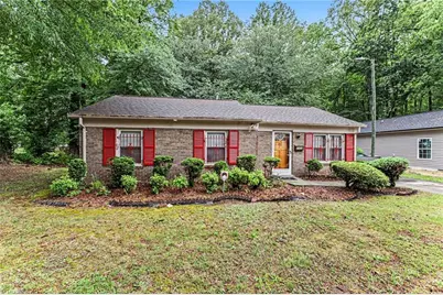 2904 Bainbridge Drive, Winston-Salem, NC 27105 - Photo 2