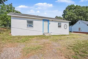 430 2nd Ave, Mayodan, NC 27027 - Photo 2