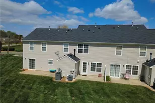 7728 Oliver Park Dr, Whitsett, NC 27377 - Photo 2
