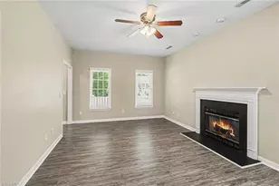 2910 Bridgeport Dr, Winston-Salem, NC 27103 - Photo 8
