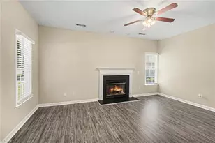 2910 Bridgeport Dr, Winston-Salem, NC 27103 - Photo 4