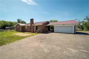 5800 Bethel Rd, Jonesville, NC 28642 - Photo 12