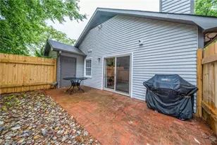 1029 Ridge Cove Ct, Winston-Salem, NC 27104 - Photo 24