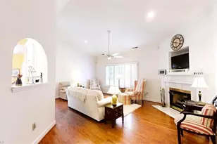 128 Sterling Point Ct, Winston-Salem, NC 27104 - Photo 10