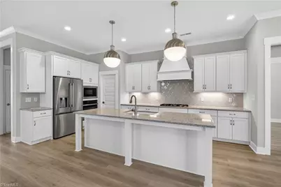 5106 Whaitley Lane, Greensboro, NC 27407 - Photo 10