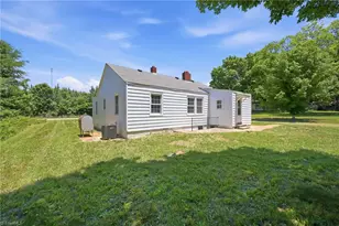 1611 Holly Grove Rd, Lexington, NC 27292 - Photo 24