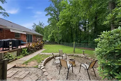 5 Leawood Court, Greensboro, NC 27410 - Photo 28