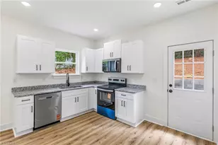 1111 Manly Street, Winston-Salem, NC 27105 - Photo 10