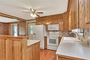 201 Oakwoods Ln, Wilkesboro, NC 28697 - Photo 14