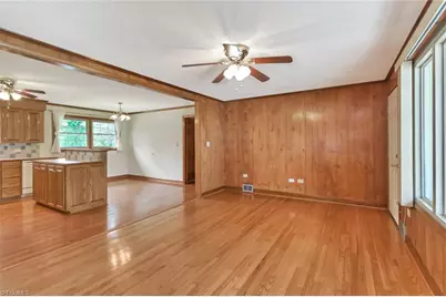 201 Oakwoods Lane, Wilkesboro, NC 28697 - Photo 8