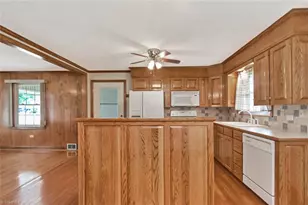 201 Oakwoods Ln, Wilkesboro, NC 28697 - Photo 12