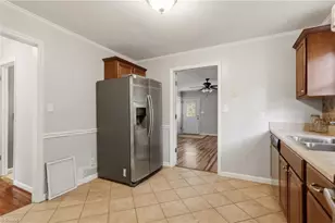 1603 Roseland St, Greensboro, NC 27408 - Photo 16