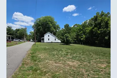 207 Neal Street, Reidsville, NC 27320 - Photo 4