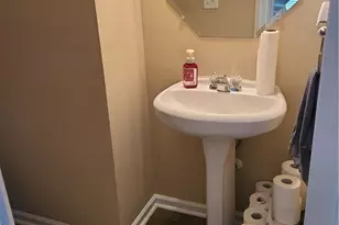 895 Jennifer Ln, High Point, NC 27265 - Photo 8