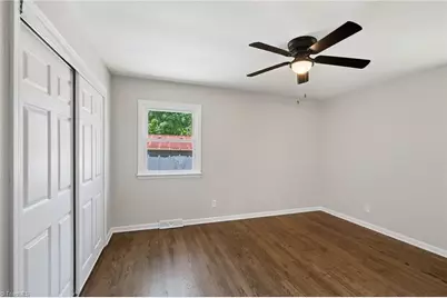 307 Foxcroft Drive, Winston-Salem, NC 27103 - Photo 16