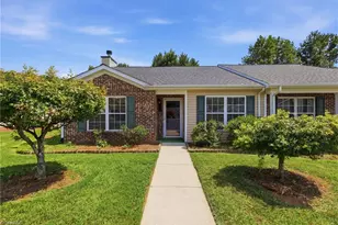 908 Chesapeake Ln, Archdale, NC 27263 - Photo 2