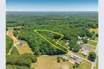 102 Hawks Road, King, NC 27021 - Photo 2