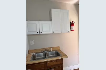 202 W Holt Street, Burlington, NC 27217 - Photo 20
