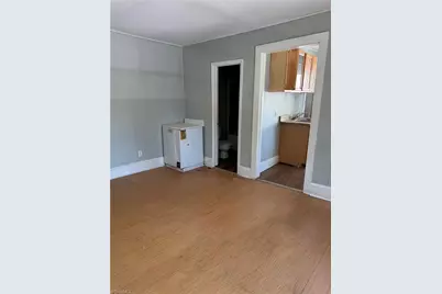 202 W Holt Street, Burlington, NC 27217 - Photo 16