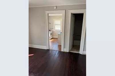 202 W Holt Street, Burlington, NC 27217 - Photo 10