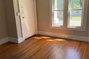 202 W Holt St, Burlington, NC 27217 - Photo 24