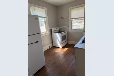 202 W Holt Street, Burlington, NC 27217 - Photo 8