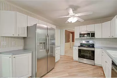 4005 Glenn Landing Drive, Winston-Salem, NC 27107 - Photo 14