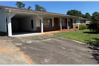 304 Northside Drive, Lexington, NC 27295 - Photo 2