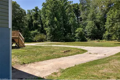 1625 US Highway 601, Yadkinville, NC 27055 - Photo 26