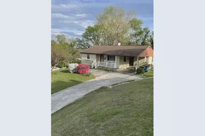 226 E Elm Street, Mount Airy, NC 27030 - Photo 2
