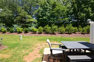 823 Pryor St, Mebane, NC 27302 - Photo 4