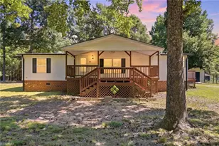 351 Poplar Dr, Lexington, NC 27292 - Photo 2