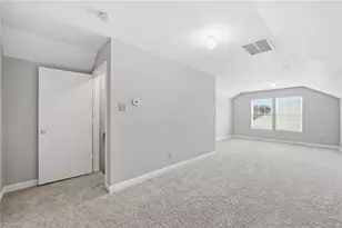 410 Walnut Crossing Dr, Whitsett, NC 27377 - Photo 28