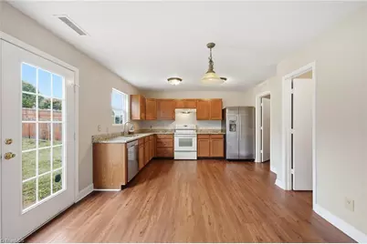 410 Walnut Crossing Drive, Whitsett, NC 27377 - Photo 8