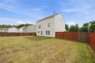 410 Walnut Crossing Dr, Whitsett, NC 27377 - Photo 38