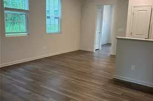 2497 Ashton Park Ln, Burlington, NC 27215 - Photo 4