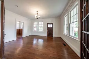 226 Main St, Elkin, NC 28621 - Photo 8