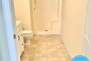 2408 Ashton Park Ln, Burlington, NC 27215 - Photo 8