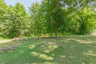 3035 Plantation Rd, Winston-Salem, NC 27105 - Photo 28