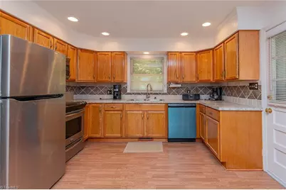 3035 Plantation Road, Winston-Salem, NC 27105 - Photo 10