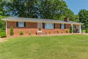 3035 Plantation Rd, Winston-Salem, NC 27105 - Photo 16
