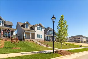 1639 Cross Vlg Ave, Kernersville, NC 28284 - Photo 4
