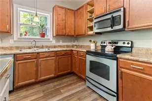 825 Blue Lake Dr, Mebane, NC 27302 - Photo 12