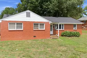 2513 Campbell St, Greensboro, NC 27405 - Photo 2