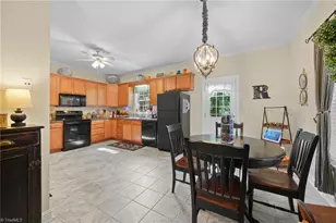 354 Merrimont Dr, Winston-Salem, NC 27106 - Photo 8