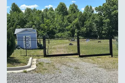157 Interstate Way, Elkin, NC 28621 - Photo 1