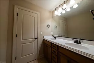 5209 Sunny Brook Ct, Clemmons, NC 27012 - Photo 44