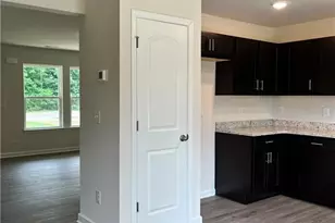 100 Longview St, Lexington, NC 27295 - Photo 4