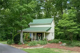 7450 Strader Rd, Summerfield, NC 27358 - Photo 32