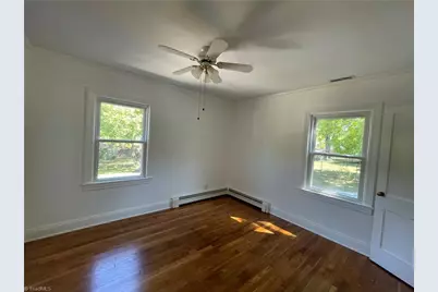305 Laurel Hill Drive, Burlington, NC 27215 - Photo 14